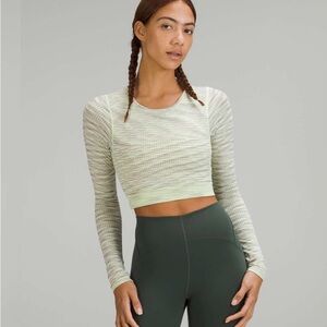 Lululemon Athletica Light Green Long Sleeve Crop Top